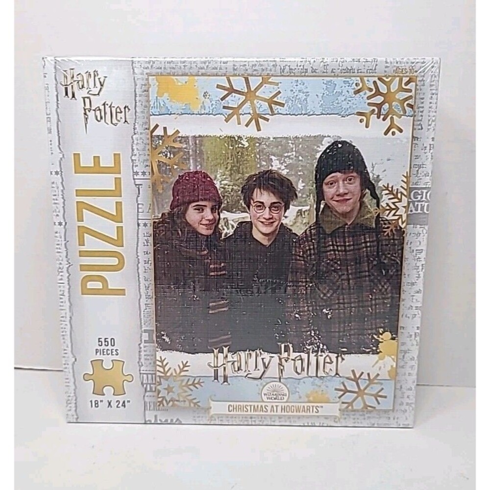 New Sealed 2019 Harry Potter Christmas at Hogwarts 550 pieces Puzzle